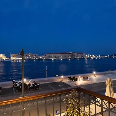Venus Luxury Apartment Ermoupoli Exterior photo